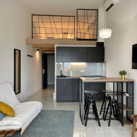 Loqua, Seaview & Private Pool Villa