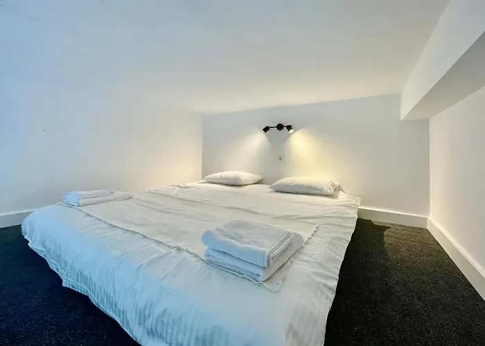 Loqua, Seaview & Private Pool Vila