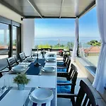 Loqua, Seaview & Private Pool 빌라