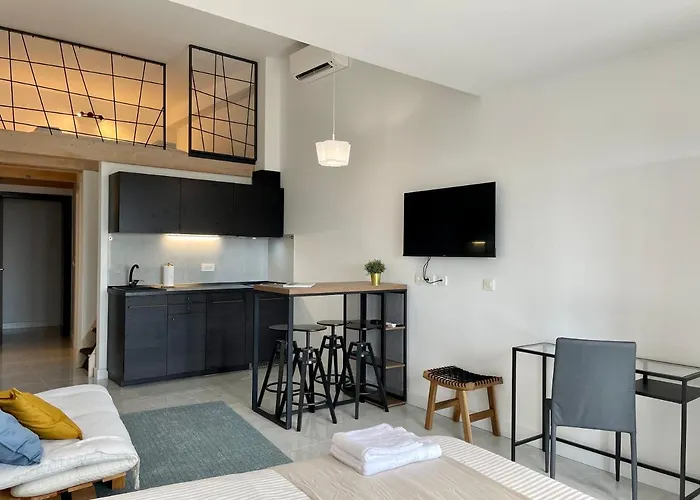 Loqua, Seaview & Private Pool * לובראן