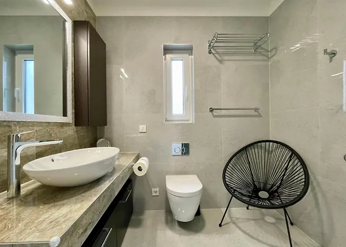 וילה Loqua, Seaview & Private Pool לובראן