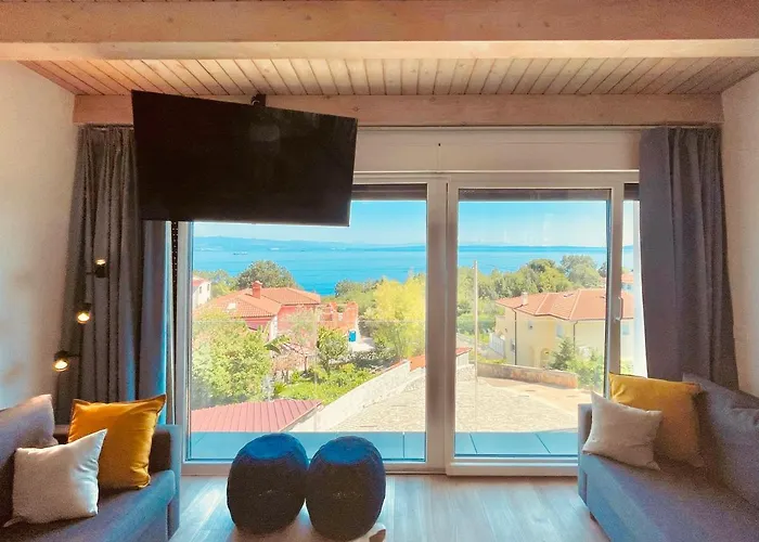 Loqua, Seaview & Private Pool 别墅